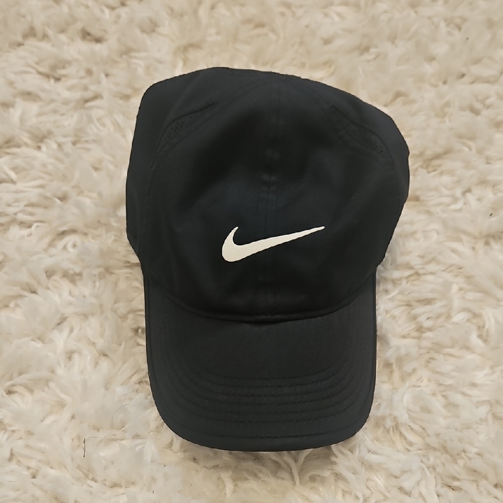 Nike Womens Drifit Hat